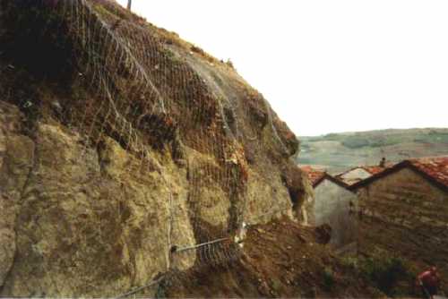 [consolidamenti di pareti rocciose instabili sistema tecco]