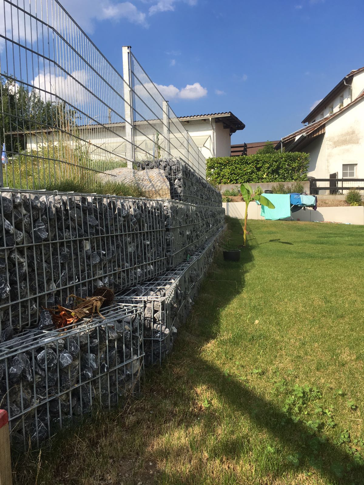 [Gabbione in pietrame per recinzione]